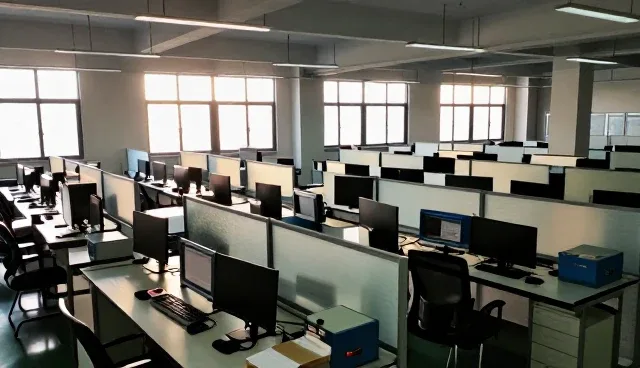 数据整理分析平台在高并发场景中的性能表现与适用条件